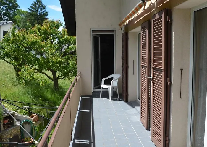 Grosse, Schoene Im Gruenen 公寓